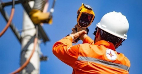 EVN: Tăng giá điện để bù lỗ 45.000 tỉ đồng?