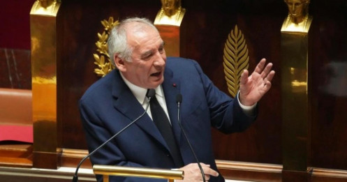 Thủ tướng Pháp Bayrou bị phế truất giữa cuộc khủng hoảng tài chính