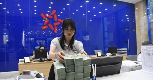 Giữ ổn định lãi suất, tỉ giá