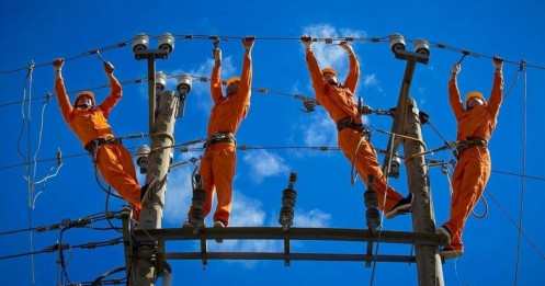 Khoản lỗ khổng lồ và lời giải thích từ EVN về giá điện