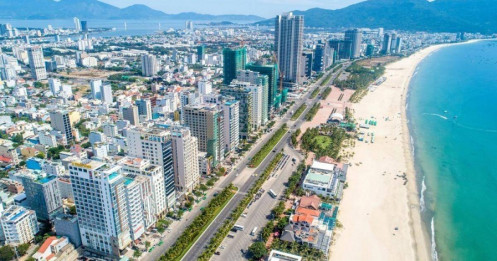 Khối ngoại “chơi lớn”