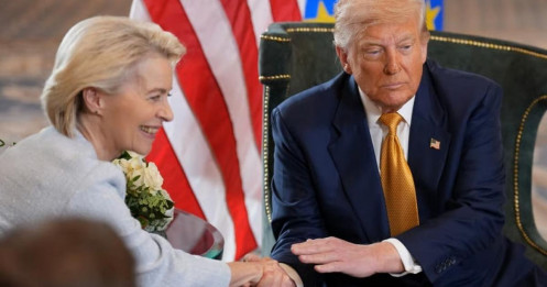 Trump hối thúc EU áp thuế 100% với Trung Quốc và Ấn Độ để gia tăng áp lực lên Nga