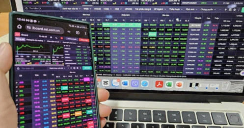 Thêm một siêu cổ đang dần hình thành trong lúc thị trường phân hóa và rung lắc