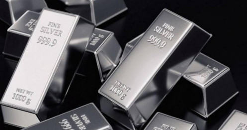 Bạc Hướng Tới Đỉnh Mới – FED Cắt Giảm Lãi Suất và Tồn Kho Toàn Cầu Làm Bệ Phóng?