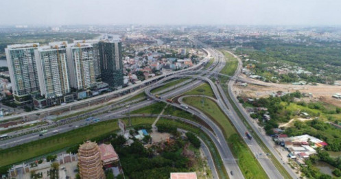 Bất động sản rớt giá trăm tỷ sau 1 tháng