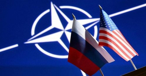 Thế tiến thoái lưỡng nan về an ninh giữa Mỹ, NATO và Nga ở Bắc Cực