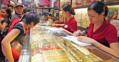 Thu thuế giao dịch vàng: Chống đầu cơ, điều tiết thị trường