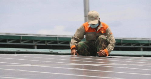 Giải bài toán thúc đẩy 14 triệu hộ gia đình lắp đặt điện mặt trời tự dùng