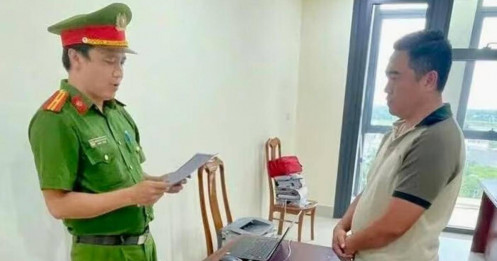 Khởi tố, cấm đi khỏi nơi cư trú với 2 Giám đốc
