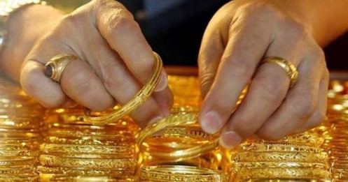 Đánh thuế vàng: Minh bạch thị trường hay gánh nặng cho nhà đầu tư?