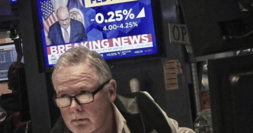 FED chuyển trọng tâm từ lạm phát sang việc làm