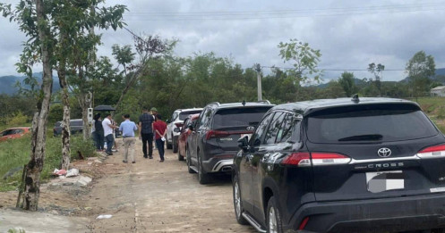 Hà Tĩnh xuất hiện cảnh 'cò đất' dựng rạp bán mua tấp nập, thực hư ra sao?