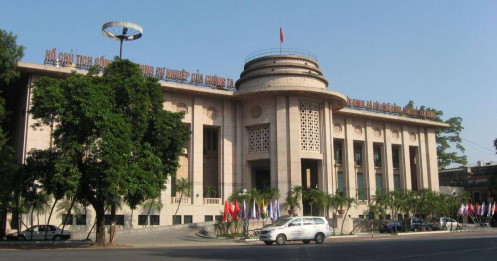 NHNN hút thanh khoản VND tuần thứ tư liên tiếp, tỷ giá USD tiếp tục giảm