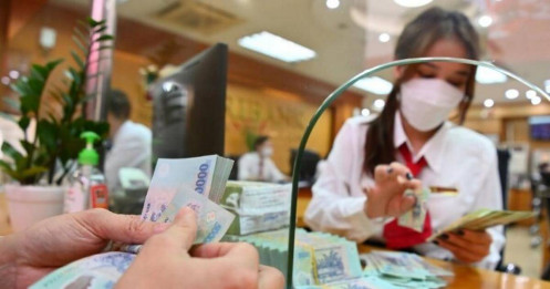 Người lao động cần biết gì về cách tính lương đóng BHXH theo luật mới?