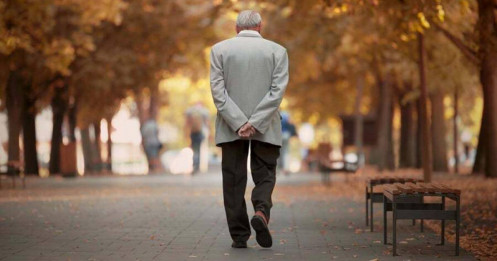 Ở tuổi 50 mới ngộ ra: 5 sai lầm tài chính khiến tôi chật vật cả thập kỷ