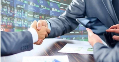 Ngân hàng kích hoạt cơn sốt tăng vốn trong ngành chứng khoán