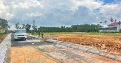 Thực hư cơn sốt đất: NĐT đổ xô, địa phương bảo… không có giao dịch