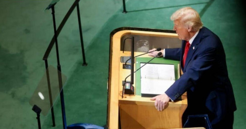 Ông Trump: Biến đổi khí hậu là 'trò lừa đảo lớn nhất thế giới'