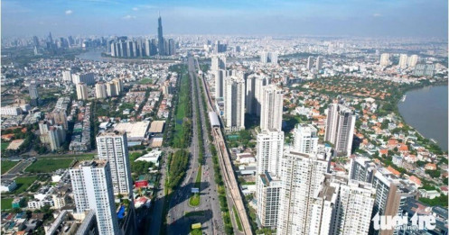 NHNN cảnh báo rủi ro khi dòng tiền đổ mạnh vào BĐS