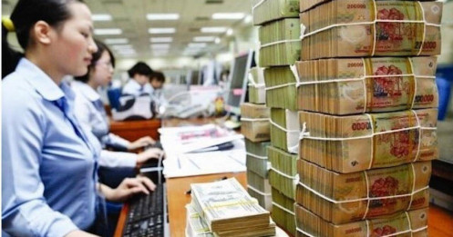 Dù áp hệ số rủi ro 200%, tín dụng BĐS vẫn tăng nóng