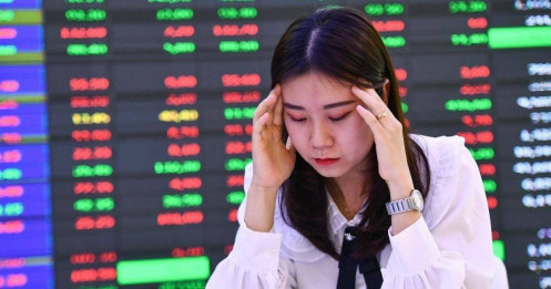 Làm sao để danh mục không còn 'đỏ' khi VN-Index 'xanh'?