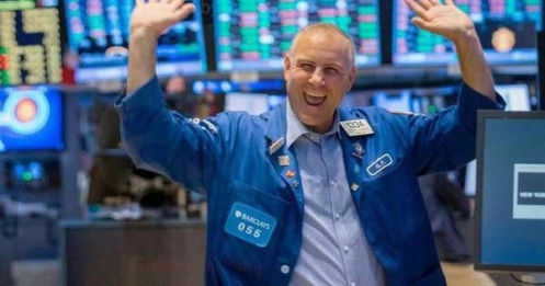 16.000 tỷ rút khỏi FPT, vượt vốn hóa 1.500 doanh nghiệp: Thời cơ hay bẫy giá rẻ?