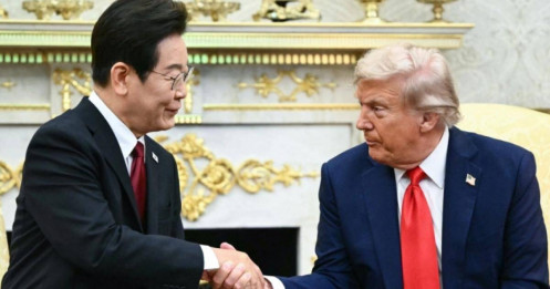 Hàn Quốc đề nghị ông Trump làm 'sứ giả hòa bình' với Triều Tiên