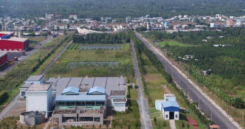 Đất nền: 'Vương miện' còn vững?