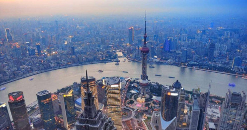 Trung Quốc vay vượt trần 400 tỷ NDT: Ổn định tài chính quan trọng hơn tăng trưởng