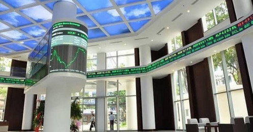 Doanh nghiệp dệt may có 2.900 nhân sự bị Hải quan phạt nặng do vi phạm quy định về buôn bán hàng giả