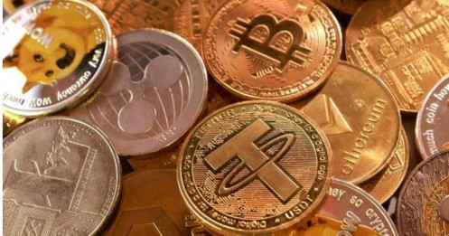 Thị trường tiền số bay hơi 300 tỷ USD trong tuần: Bitcoin, Ether lao dốc vì đâu?