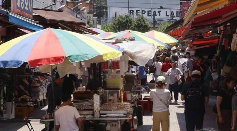 Hàn Quốc sắp phát tiền cho người dân