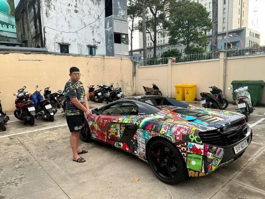 'Trùm buôn siêu xe' Phan Công Khanh bị truy tố tội lừa đảo