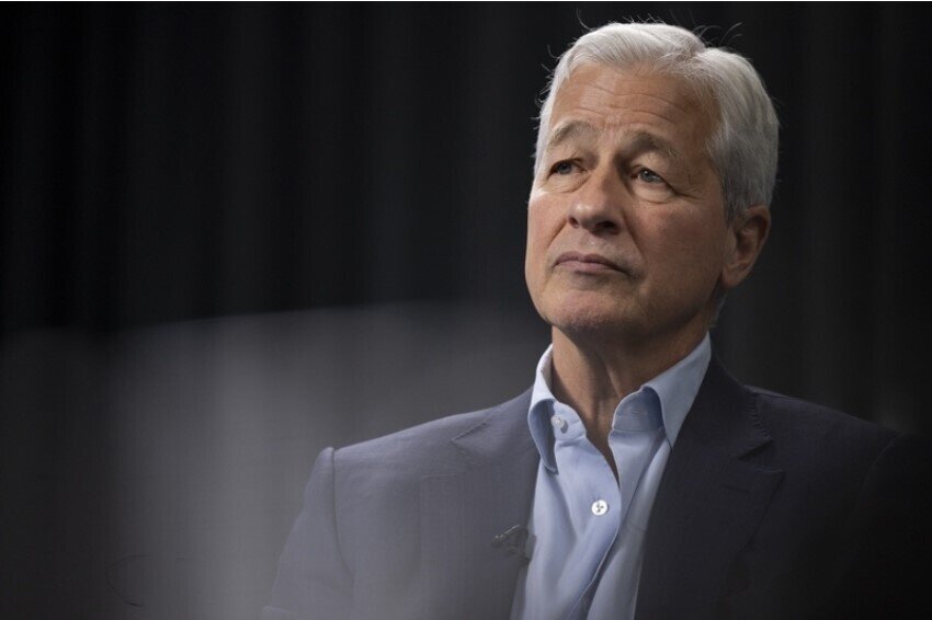 CEO JPMorgan cảnh báo Tổng thống Trump về việc can thiệp vào Fed