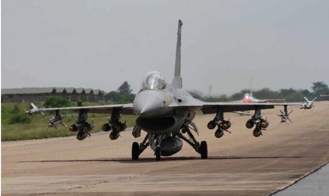 Thái Lan điều F-16 tập kích mục tiêu Campuchia