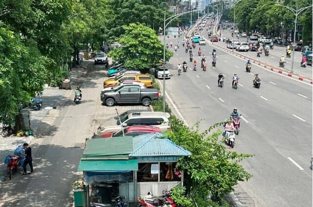 Hà Nội xác định 4 vị trí dọc Vành đai 1 đủ điều kiện làm bãi xe, trạm sạc khi cấm xe máy xăng