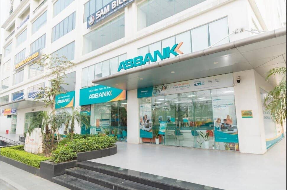 Quý 2/2025: ABBank hoàn thành hơn 90% kế hoạch lợi nhuận năm, các hoạt động kinh doanh cốt lõi bứt phá mạnh mẽ