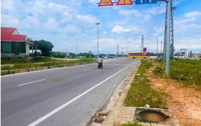 Chủ tịch tỉnh Quảng Trị yêu cầu làm rõ vụ mất trộm kỳ lạ trên tuyến đường 210 tỉ đồng