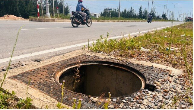 Chủ tịch tỉnh Quảng Trị yêu cầu làm rõ vụ mất trộm kỳ lạ trên tuyến đường 210 tỉ đồng