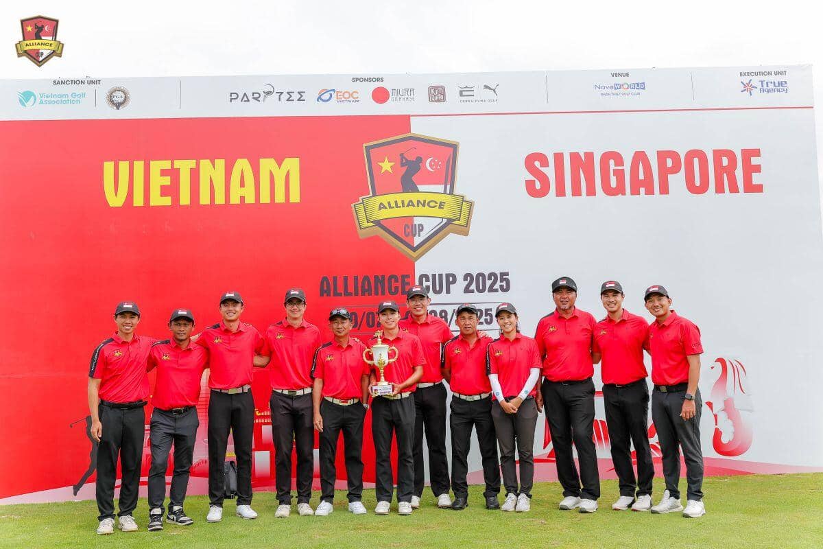 Tuyển Singapore vô địch giải đấu Đối kháng Quốc tế  Vietnam - Singapore Alliance Cup 2025
