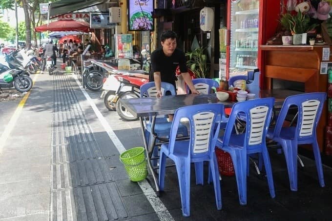 TP HCM dừng thu phí vỉa hè, xây dựng đề án quản lý mới
