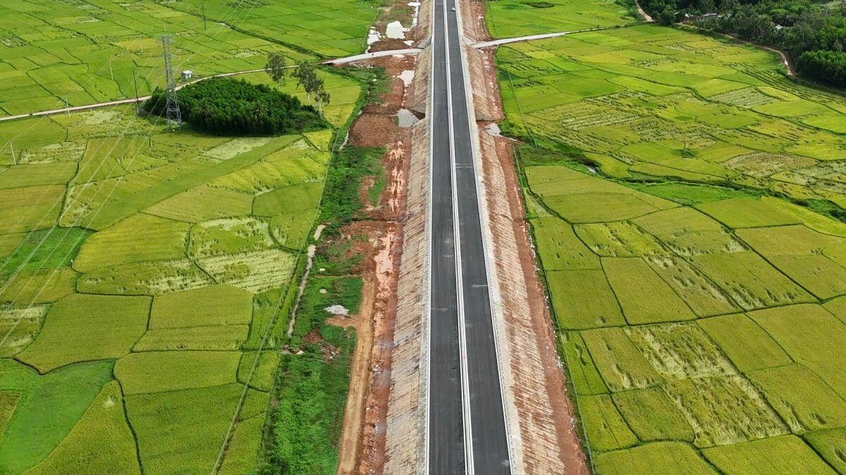 Đèo Cả (HHV) nhận Bằng khen của Thủ tướng Chính phủ
