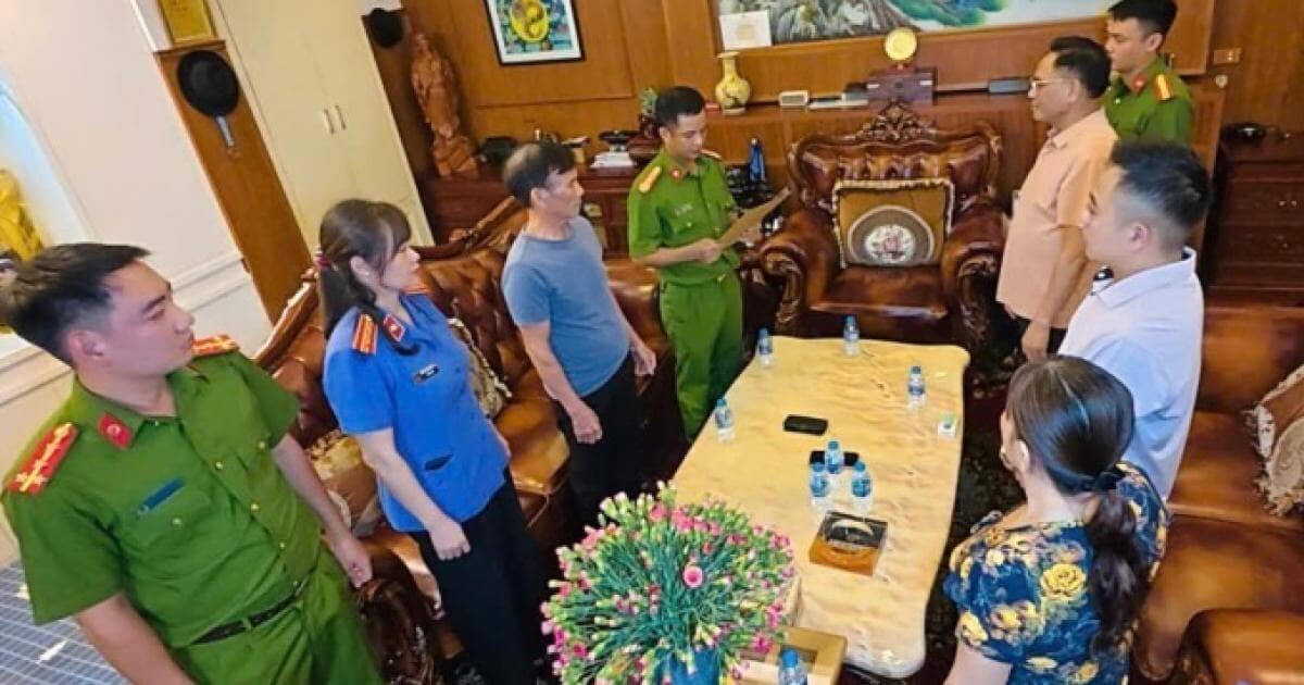 Công an khám nhà 'bầu Đoan'