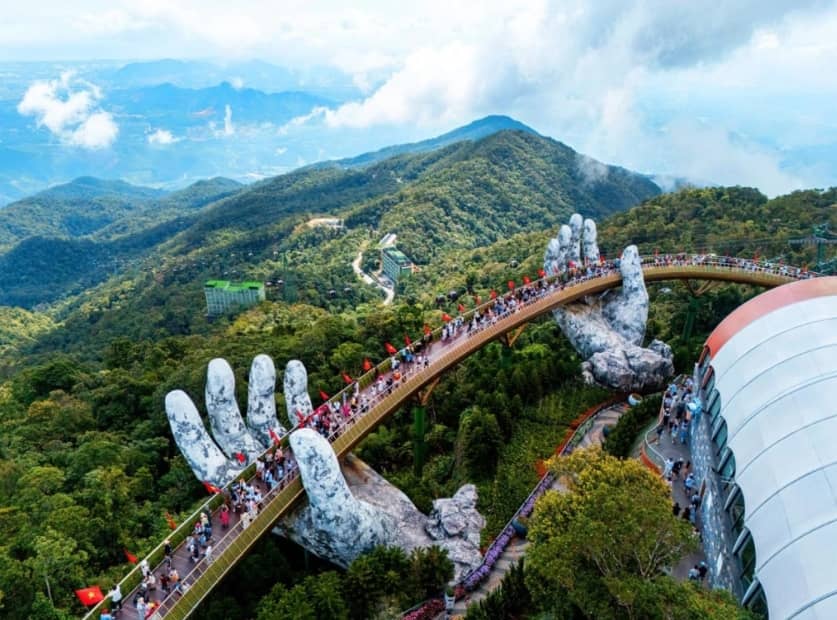 Chủ quản Bà Nà Hills lãi đậm nửa đầu năm