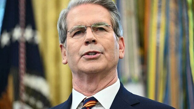 Bộ trưởng Scott Bessent: Mỹ sẽ phải hoàn trả số tiền khổng lồ nếu thuế quan Trump bị bác