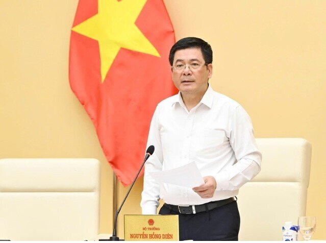 Áp dụng giá điện 2 thành phần cho khách hàng tiêu thụ lớn từ 1/1/2026
