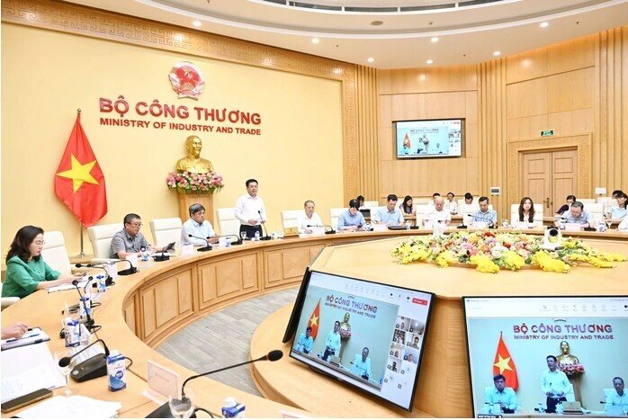 Philippines, Indonesia tạm dừng nhập khẩu gạo, Bộ Công Thương khuyến nghị gì với doanh nghiệp?