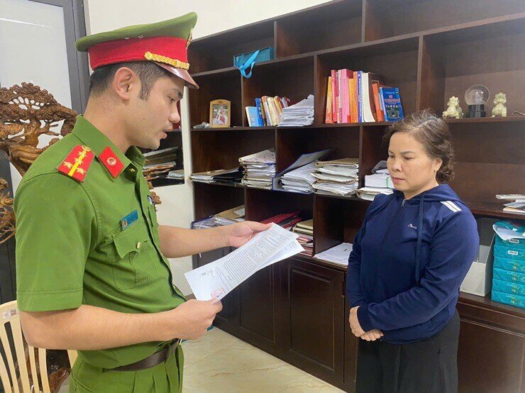 Công ty quản lý chợ đầu mối lớn nhất Thanh Hóa có nữ giám đốc bị khởi tố quy mô thế nào?