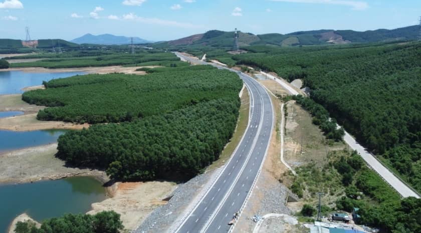 Đề xuất đầu tư hơn 152.000 tỷ đồng mở rộng cao tốc Bắc Nam