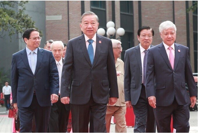 Tổng Bí thư: Tránh 'hội họp dày, báo cáo đẹp nhưng kết quả mỏng'